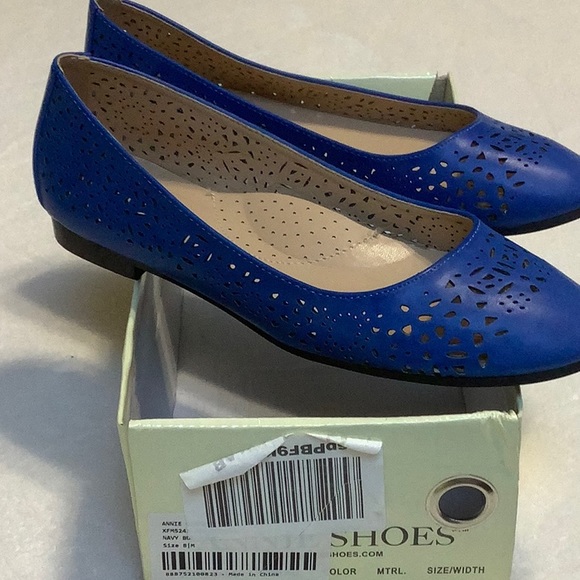 Blue flats - Picture 3 of 3